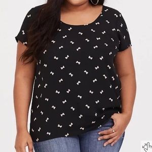 Torrid size 1 Georgette Hi-Lo Blouse Black Bows *Like New*